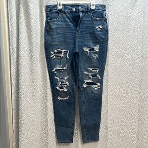 American Eagle Curvy Distressed Jeans